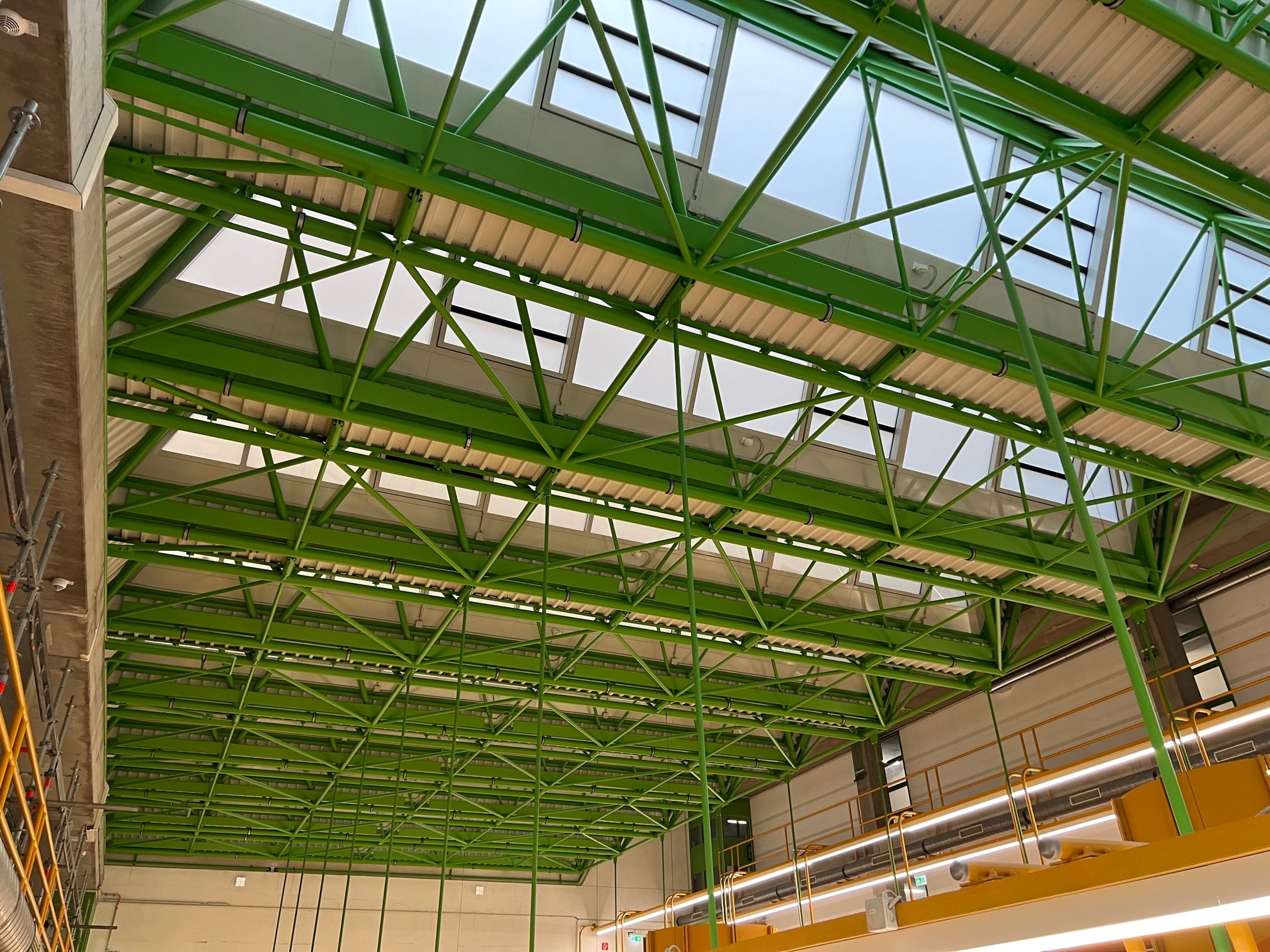 https://www.architektur-fassade.de/wp-content/uploads/2026/04/Sheddach-Bild-1.jpg